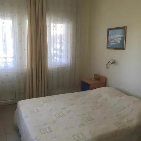 Hulya Kusadası